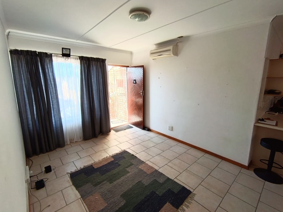 2 Bedroom Property for Sale in Jeffreys Bay Central Eastern Cape